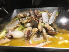 -梁家大院•农家菜(昆山会展中心店)