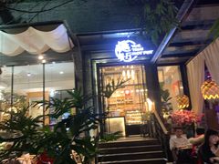 -樾餐厅泰式海鲜火锅(民歌湖店)