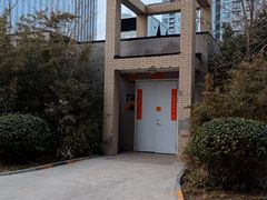 -安东易迷你自助仓储寄存仓库(草桥店)