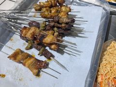 -喜悦小串丹东小黄牛海鲜烧烤大排档(民主广场店)