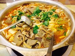 -清真·玛丽亚新疆菜主题餐厅(浙江中路店)