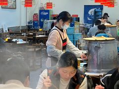 -地锅公社·现炒地锅鸡·地锅鱼·夜宵(罗锦路店)