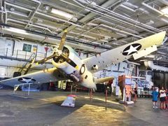 -中途岛号航空母舰博物馆