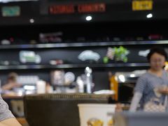 -汽车博物馆主题餐厅