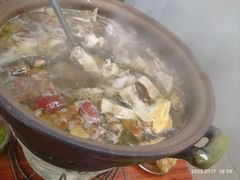 -威邵鸡煲(西华路总店)