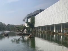 -罗红摄影艺术馆