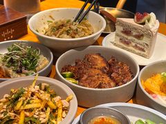 -SHAN山(前滩太古里店)