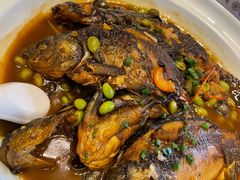 红烧杂鱼-禾悟农·农家私房菜