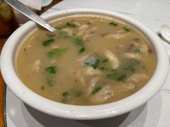 -一群羊手扒肉·火锅·早茶(远东公寓店)