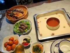 -尚尚仙·酸汤猪手·猪肚鸡火锅(华联万柳购物中心店)