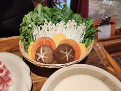 -东巴人鱼豆花火锅(幸福街店)