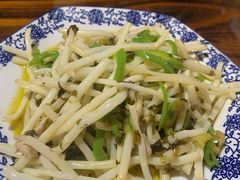 太湖芦苇根炒肉丝-呼吸森林·生态农庄农家乐私房菜