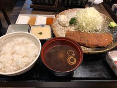 -牛かつもと村(原宿店)