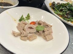 -侬佳蒸菜馆(听潮店)