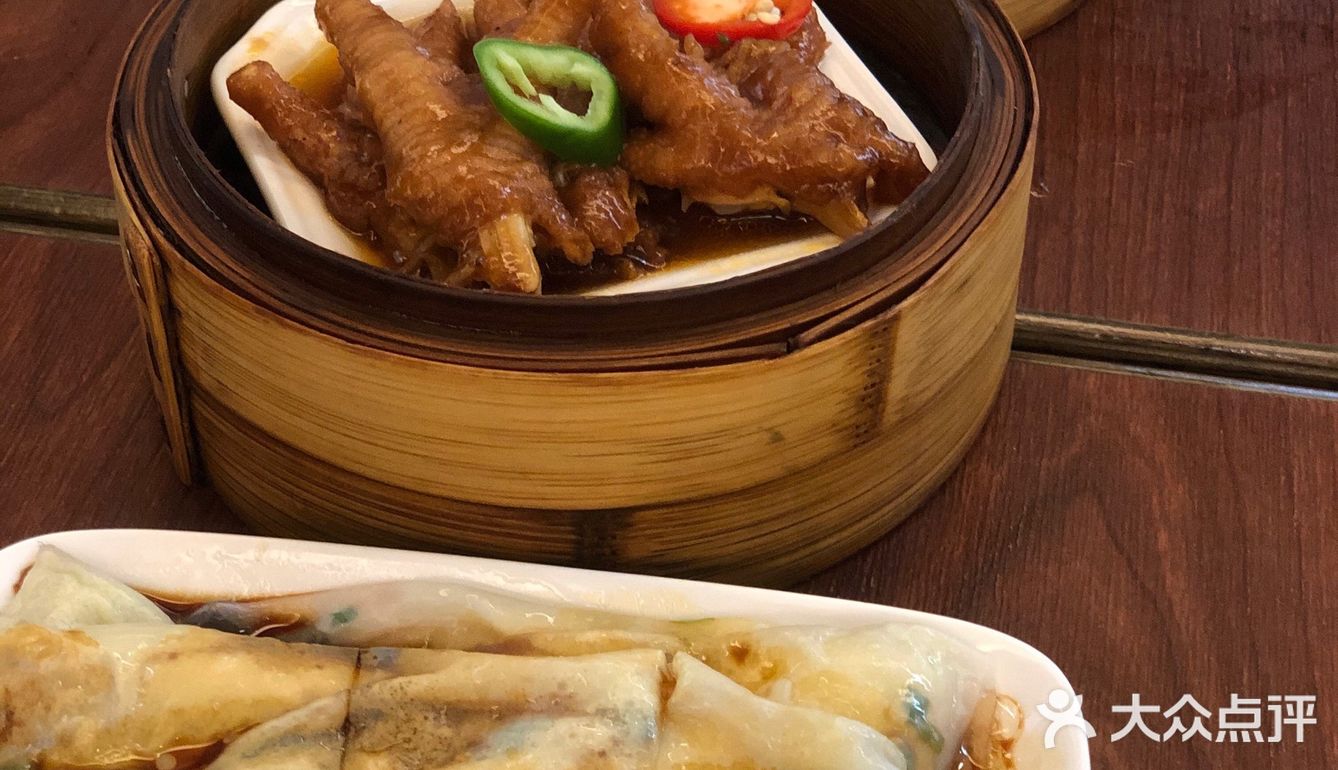 有花生酱的咸汤底，细的挂面条比较弹牙 「陈皮牛肉丸」
