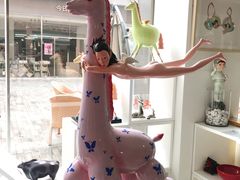 -今日艺术汇书店