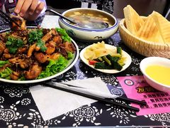-八两八金·莱芜特色炒鸡(市南漳浦路店)