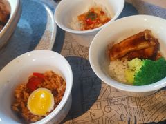 -穹六人间 people 6(岳阳路店)