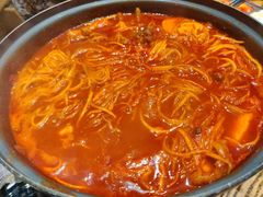 -吴草鸡爪오초닭발韩食堂(融恒盈嘉中心店)