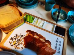 特色烤鸭-荷塘秋月·本帮江浙菜(国权路店)