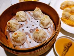 蟹粉小笼包-绿波廊(豫园店)