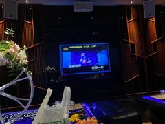 -K+全国连锁KTV(绿地缤纷天地店)
