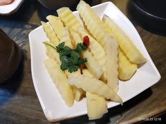 -老房老舍重庆火锅(假日城市店)