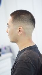 -DL BARBERSHOP男士理发店