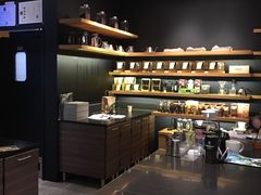 -星巴克(杭州西湖银泰1F店)