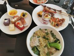 -圣丰索菲特·2 On 988 Café 自助餐厅
