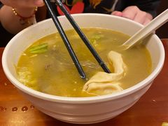 -佬钱湾仔(衣裳街店)