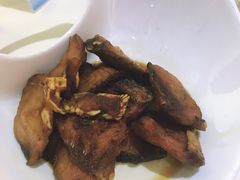 上海熏鱼-老正兴菜馆(福州路店)