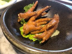 辣卤凤爪-月满大江火锅(总府路店)