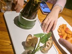 -苹果树下艺术餐厅(宋庄店)