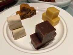 宫廷点心拼盘-羲和雅苑•北京烤鸭(陆家嘴中心店)