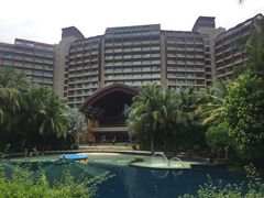 -三亚湾海居铂尔曼度假酒店