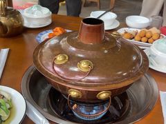 -岳记兴隆·青城腊排铜火锅(融创店)