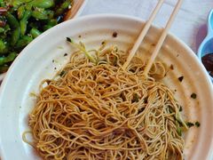-肥肥虾庄·金牌油焖大虾(首义路店)