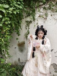 -苏州窝边小草摄影·汉服妆造跟拍(拙政园店)