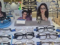 -标准眼镜·蔡司官方授权店(塘沽远洋未来汇店)