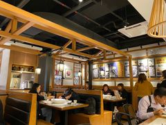 大堂-江渔儿酸菜鱼(奥园广场金发购物中心店)