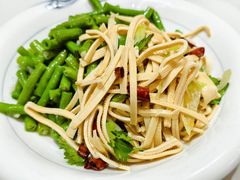 -鲁南仔·滕州炒鸡(经三路店)