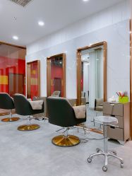-FIND·M salon