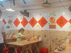 -柳州肥姨妈大骨螺蛳粉(东靖路店)