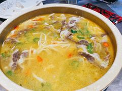 酸汤肥牛-红辣椒·川菜·火锅(张杨路店)