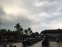 -三亚海韵度假酒店·渔人码头海鲜火锅BBQ自助餐厅·落日吧