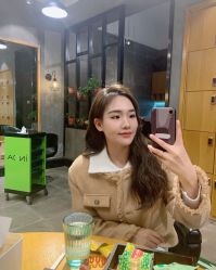 -时尚殿堂明星门店