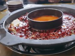 -黄潇洒老火锅(九眼桥宏济巷店)