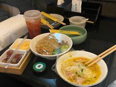 -金色印象·4K影院式足体养生(杨家坪西郊店)