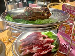 招牌LA牛排-青瓦炭韩潮烤肉(花园道店)